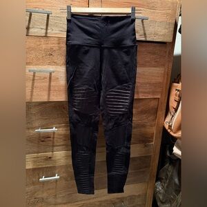 ALO Yoga Black Leggings with Logo Detail